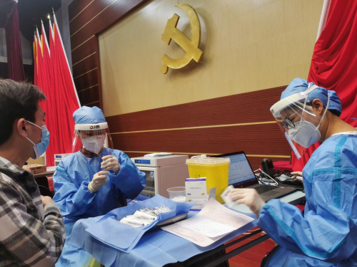 北京凤凰妇儿医院为京构建免疫屏障“添砖加瓦”(图1)